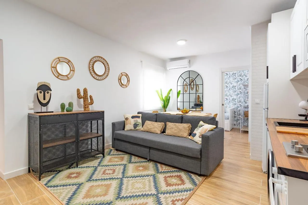 Cozy & Modern Apartment Malaga 0*,