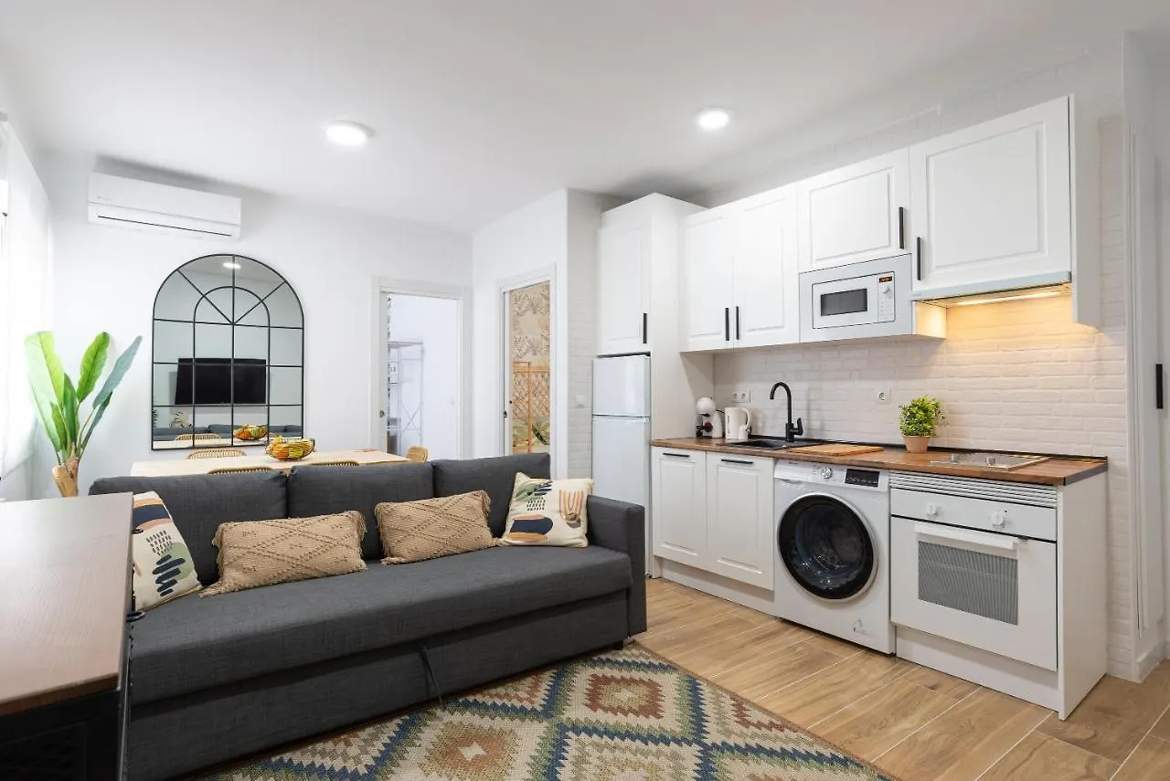 Cozy & Modern Apartment Malaga